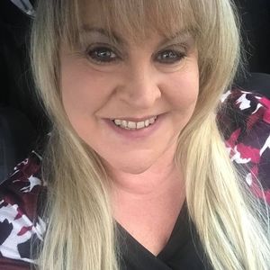 Meet your Posher, Gina